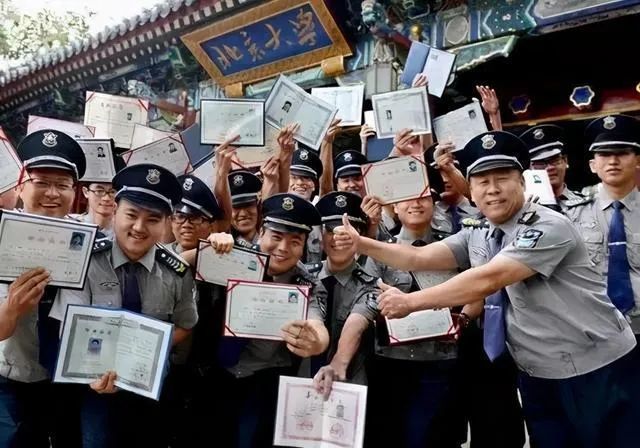 鼓舞人心之旅，最新新闻报道带你探索自然美景