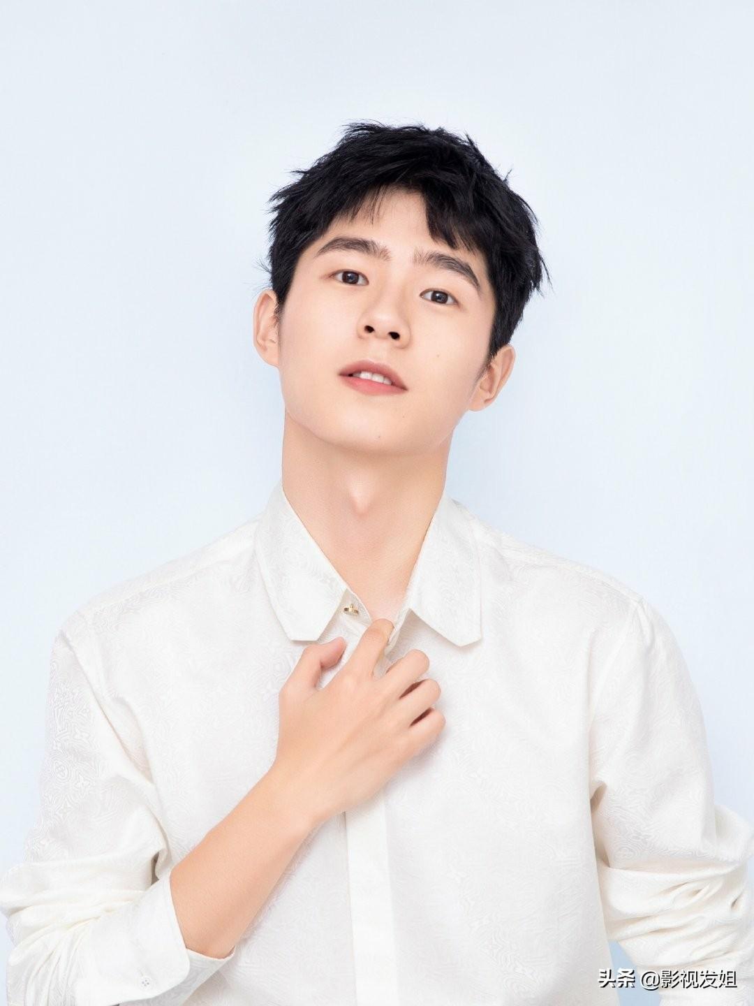 如何成为最帅男演员，展现个人魅力与演技的技巧