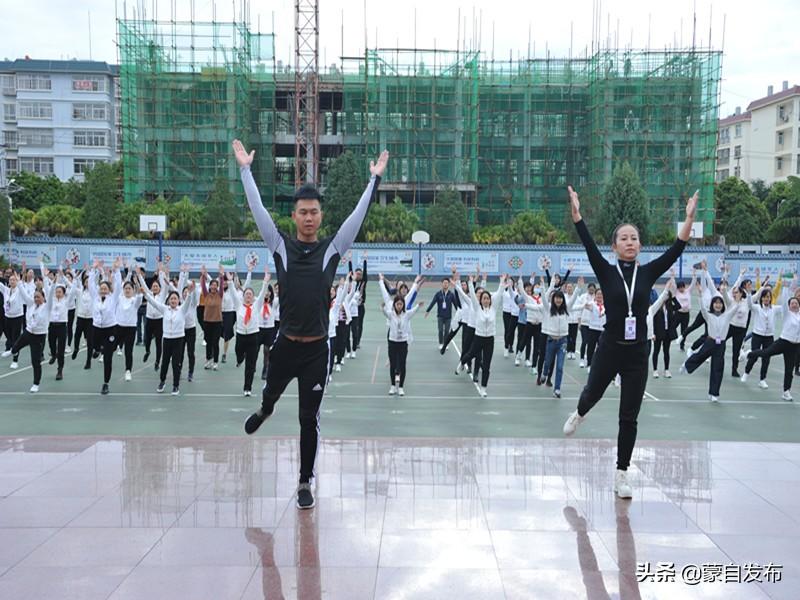 最新双人广场舞教程,最新双人广场舞教程，舞动中的时代风尚