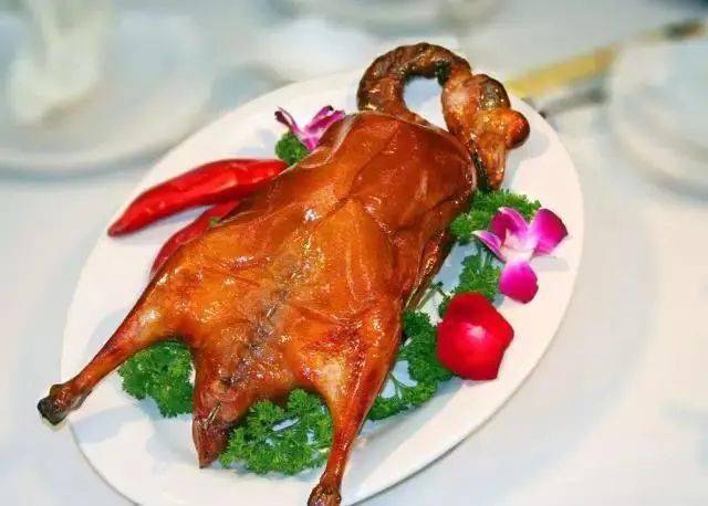 司书甲新作，小巷中的秘密美食之旅