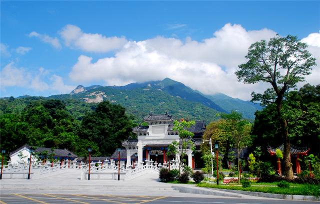 枝江中央山水最新房价揭秘，探索小巷中的隐藏宝藏房源