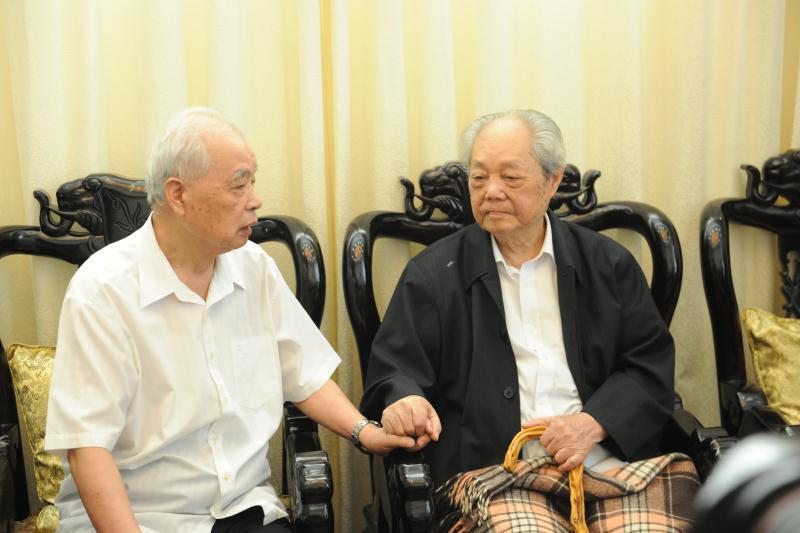冯其庸最新书法价格揭秘